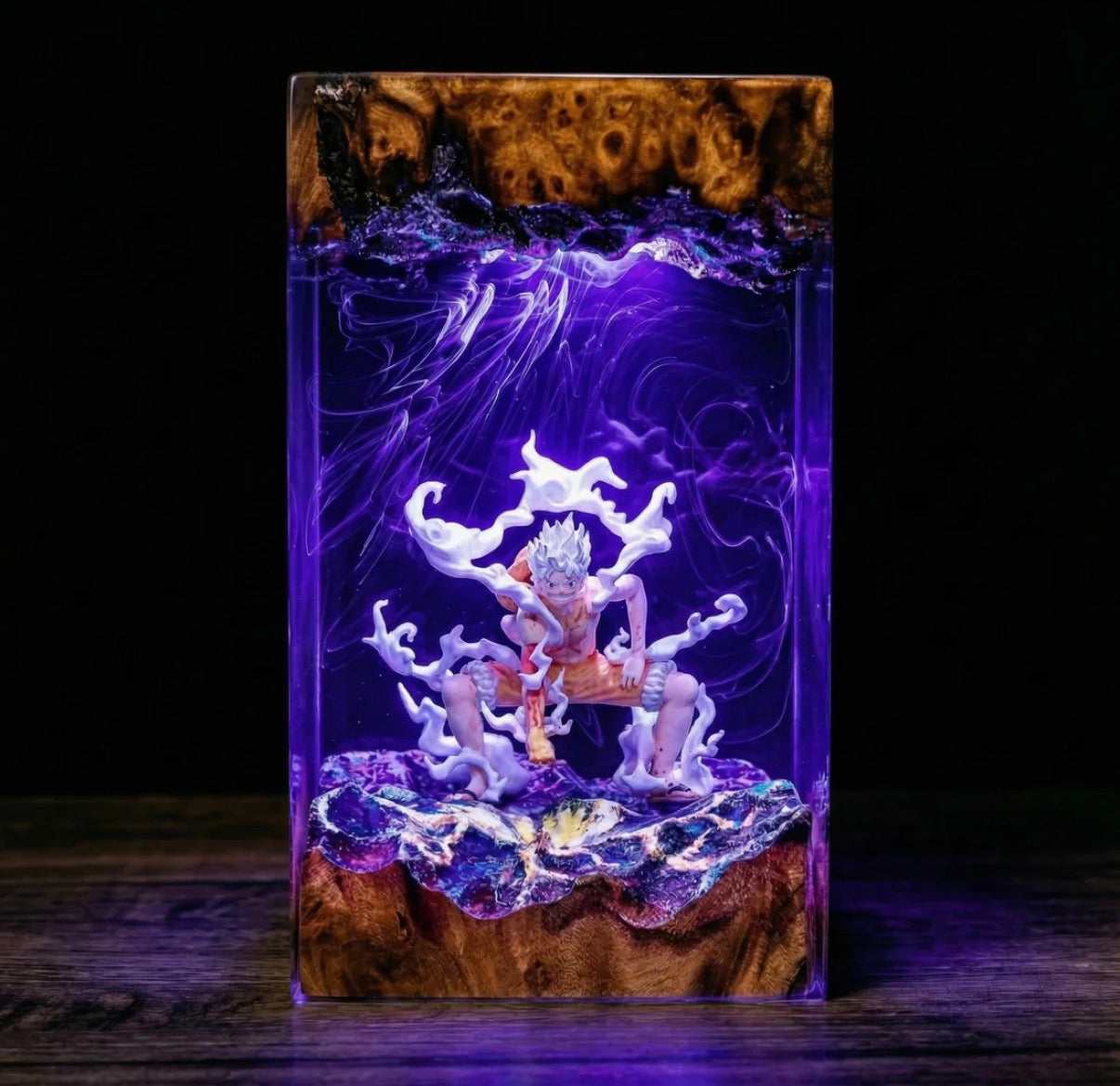 Luffy Resin Lamp